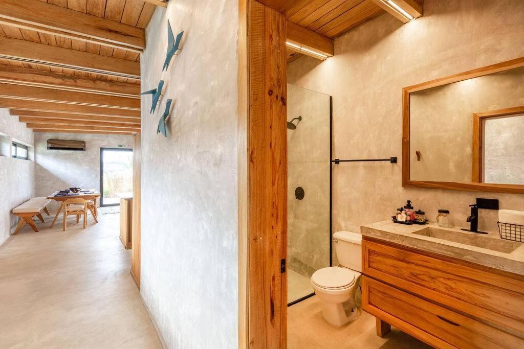 Seabird Luxury Dwellings Villa Placencia Exterior photo